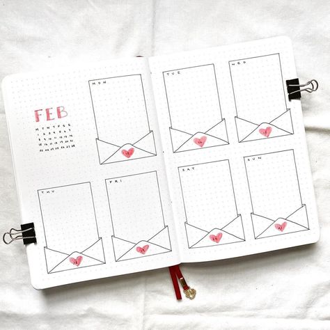 the brainy bujo on Instagram: “F E B R U A R Y • weekly 3 💌 a little love letter for each day of the week 💖 • • • • • #bulletjournal #bujo #bulletjournaljunkies…” Bujo 2025, 2025 Journal, Journal 2025, Journal 2024, Bullet Journel, Bullet Journal Ideas Templates, Journal Diy, Bullet Journal Weekly Spread, Bujo Ideas