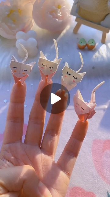 paper crafts creator on Instagram: "Look, I have a pet too! Fingertip cat #Origami #Tutorial #Handmade diy #Origami #Cat #Origami #OriginalCat #Tutorial paper craft" Origami Cat Tutorial, Simple Origami For Kids, Cat Origami, Small Origami, Crafts Origami, Origami And Kirigami, Tiny Cats, 3d Origami, Diy Paper Crafts Decoration