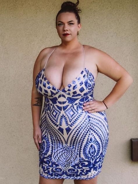 Picture of Ashleigh Dunn Fashion Nova Curve, Busty Fashion, Big Things, Plus Size Beauty, Plus Size Models, Beautiful Curves, Curvy Girl Fashion, Curvy Fashion, Plus Size Fashion