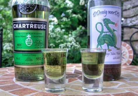 Chartreuse Drink, Booze Drink, Blue Juice, Liquor Recipes, Green Chartreuse, Apple Brandy, Fermented Drink, Boozy Drinks, Food History