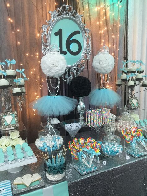 Double Sweet Sixteen Candy Buffet. Midnight at Tiffany's was the theme. Baby Pink Sweet 16, Pink Sweet 16 Nails, Sweet 16 Paris Theme, Party Table Display, Table Display Ideas, Sweet 16 Nails, 16 Nails, Sweet 16 Party Themes, Wedding Table Display