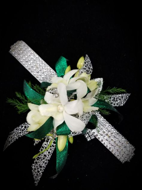 Emerald Green Wrist Corsage Prom, Emerald Corsage, Homecoming Corsage Ideas, Hunter Green Accents, 2025 Green, Prom 2k22, Formal Flowers, White Dendrobium Orchids, Prom Flowers Corsage