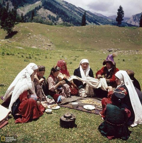 Kazakh Aesthetic, Vintage National Geographic, National Geographic Magazine, Tea Culture, Tea Art, Central Asia, Mongolia, Tibet, Beautiful World