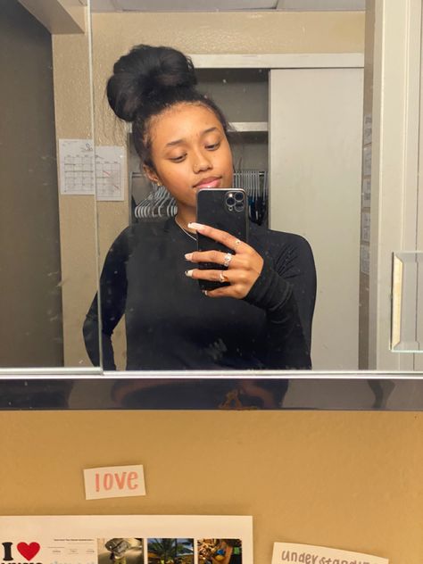 Fan Bun Black Women, Fan Bun, Straight Natural Hair, High Messy Bun, Hair Fan, Straight Natural, Brown Skin Makeup, Hairstyle Inspo, Slick Hairstyles