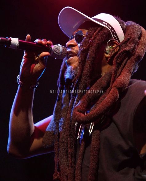 David Hinds - Steel Pulse Natural Expression Rhythm Band #STEELPULSEOFFICAL #reggaemusic #reggae by williamthomasphotography Steel Pulse, David Hinds, Sister Locs, African Hair, Reggae Music, African Hairstyles, Bob Marley, Locs, Comedians