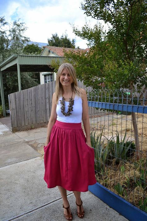 Funkbunny: Finished - Brumby Skirt (Megan Nielsen patterns) Brumby Skirt, Dressmaking Patterns, Skirt Patterns, Pink Things, Make Your Own Clothes, Dress Making Patterns, Handmade Wardrobe, Indie Sewing Patterns, Women Skirts