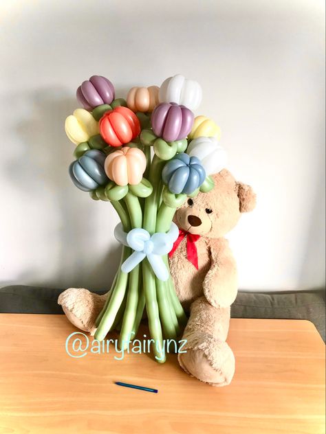 Tulip Balloon, Balloon Flower Bouquet, Airy Fairy, Balloon Arrangements, Balloon Flowers, Balloon Decor, Balloon Bouquet, Art Styles, Balloon Decorations