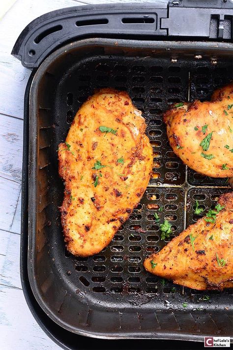 Air Fryer Chicken Breast - How to Cook Chicken Breasts in an Air Fryer Margarita Chicken, Air Fryer Chicken Thighs, Cooks Air Fryer, Ways To Cook Chicken, Fried Chicken Breast, Chicken Fried Steak, Air Fried Chicken, Air Fryer Recipes Chicken, Cook Chicken