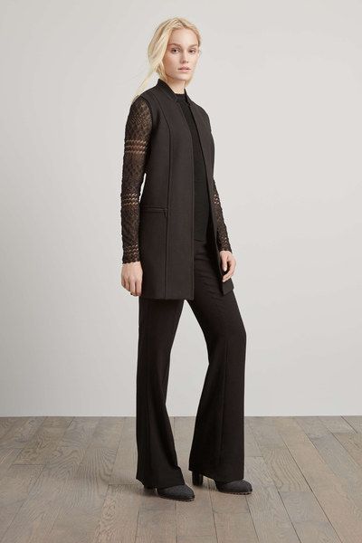 Elie Tahari Pre-Fall 2016 Collection - Vogue Pre Fall 2016, Fall Fashion 2016, Wear Crop Top, Elie Tahari, Hottest Fashion Trends, Fashion Plates, 2016 Fashion, Fall 2016, Coat Fashion