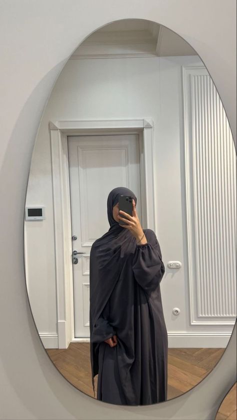 Abaya For Prayer, Abaya Fits, Hijabi Abaya, Hijab Fits, Outfit Muslim, Islamic Modest Fashion, Symbols Of Faith, Modest Hijab, Abaya Outfit