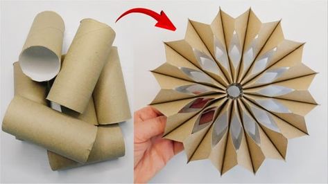 Paper Rolls Diy, Toilet Paper Roll Diy, Easy Snowflake, Paper Roll Crafts Diy, Recycled Christmas Decorations, Fun Family Christmas Games, Paper Flower Wreaths, Christmas Toilet Paper, Christmas Crafts Diy Projects