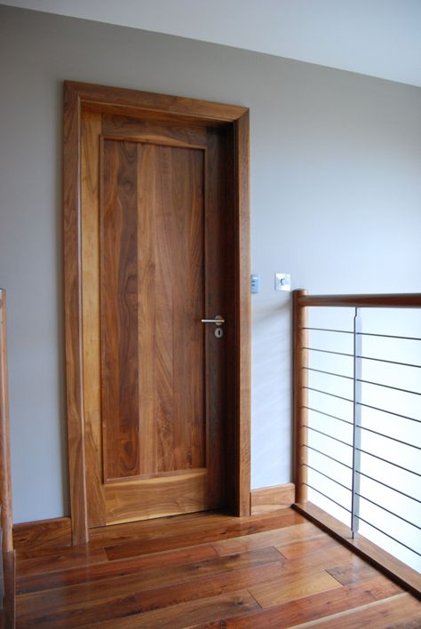 Board Doors Design, Walnut Internal Doors, Solid Wood Doors Interior, Wooden Skirting Boards, Walnut Trim Interior, Walnut Doors Interior, Solid Door Design, Walnut Interior Doors, Solid Wood Door Design