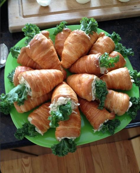 Crescent Roll Chicken, Easter Kids Food, Easter Sides, Chicken Carrots, Easter Party Food, Easter Appetizers, Easter Lunch, Easter Snacks, Easter Sweets