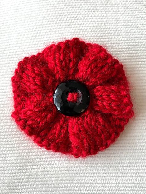 Free Knitted Flower Patterns, Knitted Poppy Free Pattern, Crochet Poppy Free Pattern, Crochet Poppy Pattern, Knitted Poppies, Knitted Flower Pattern, Crochet Poppy, Poppy Brooches, Knitted Mittens