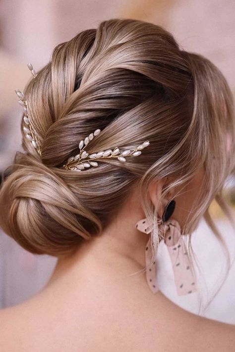 Simple Elegant Hairstyles, Easy Formal Hairstyles, Beyonce Hair, Prom Hair Medium, Simple Prom Hair, Up Dos For Medium Hair, Hairstyles For Medium Hair, Peinados Fáciles Para Cabello Corto, Natural Hair Styles Easy