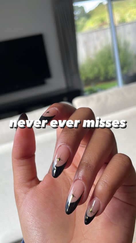 Mail Inspo Almond Black, Nail Inspo Moon And Stars, Nail Design With Moon, Black Tips With Design, Black Almond Nails With Stars, Grunge Nails Acrylic 90s Almond, Prom Nails Black Almond, French Tip Moon Nails, Clear With Black Design Nails