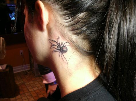 Spider On Neck Tattoo, Spider Neck Tattoos Women, Spider Behind Ear Tattoo, Spider Neck Tattoo, Back Ear Tattoo, Neck Tattoo Women, Side Neck Tattoo, Tattoo And Piercings, Web Tattoo