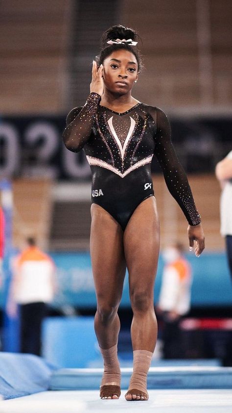 Gymnastics Aesthetic Outfit, Black Leotard Gymnastics, Cute Gymnastics Outfits, Gymnastics Leotards Aesthetic, Simone Biles Aesthetic, Olympic Gymnastics Leotards, Simone Biles Instagram, Simon Biles, Black Gymnast