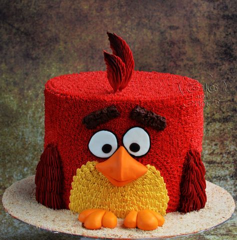 Hima Bindu, Angry Birds Birthday Cake, Bird Birthday Parties, Face Cake, Angry Birds Cake, Angry Birds Party, Bird Cakes, Bird Birthday, Cartoon Cake