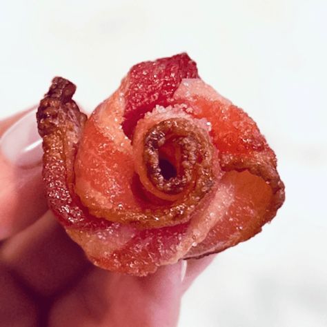 Candied Bacon Roses | Mollie in Montana~* Brunch Charcuterie Board, Romantic Brunch, Brunch Charcuterie, Bacon Roses, Easy Bacon, Ultimate Breakfast, Thick Cut Bacon, A Charcuterie Board, Candied Bacon