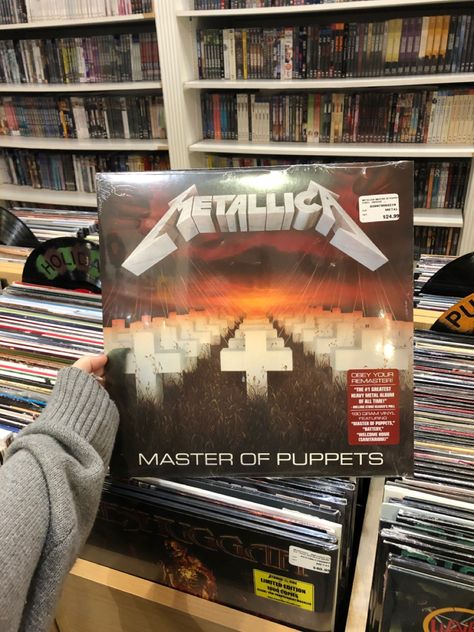 Pink Cd Player, Metallica Vinyl, Miya Core, Metallica Cd, Metal Vinyl, Vinyl Albums, Vinyl Aesthetic, Vinyl Store, Master Of Puppets