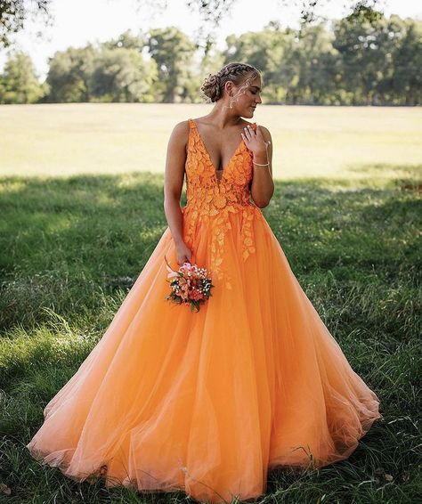 Orange Grad Dress, Matric Dress, Simply Orange, Orange Prom Dresses, Prom Inspo, Trendy Prom Dresses, Dress Idea, Prom Ideas, Prom Dress Inspiration