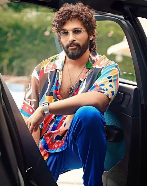 Allu Arjun Hairstyle New, Spiderman Fanart, Best Love Pics, Curvy Women Dresses, Allu Arjun Images, Allu Arjun Hairstyle, Cute Love Photos, Ms Dhoni Photos, Mens Photoshoot Poses