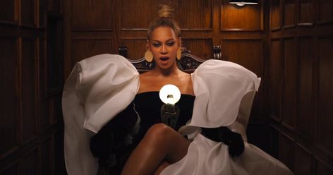 There's a lot to love in JAY-Z's music video for "Family Feud." But aside from the plethora of star cameos… Beyonce Blue Ivy, Beyonce Family, Sasha Fierce, Beyonce Knowles Carter, Beyoncé Giselle Knowles-carter, Beyoncé Giselle Knowles, Beyonce And Jay Z, Beyonce Queen, Beyonce And Jay