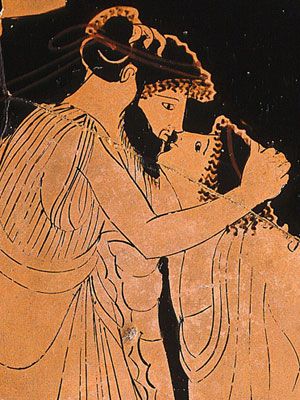 Roman husbands kissed their wives when they came home from work, not as an ancient version of "Hi, honey; I'm home" but rather to determine whether the missus had been hitting the bottle during the day. Greek Artifacts, Greece Culture, Greek Vase, Ancient Greek Pottery, Ancient Greek Art, Rome Antique, Greek Pottery, Greek Vases, Greek Music