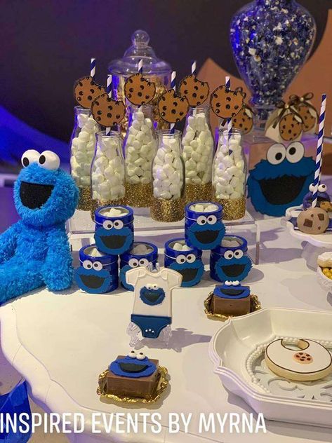 Baby Shower Cookie Monster Theme, Cookie Monster Theme Party 1st Birthdays, Cookie Monster Baby Shower Treats, Cookie Monster Treat Table, Cookie Monster Birthday Party Decorations, Cookie Monster Birthday Decorations, Cookie Monster Food Ideas, Cookie Monster Dessert Table, Cookie Monster Baby Shower Games