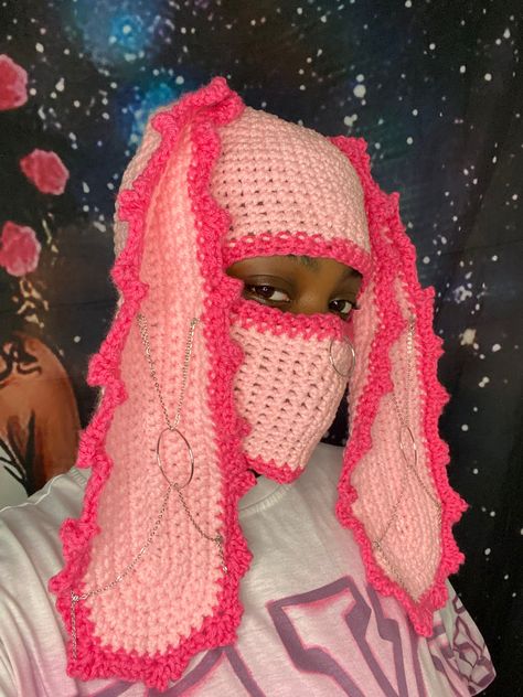 by Me<33, @SolfulxSiren On Instagram Crochet Clown Balaclava, Crochet Ski Mask Aesthetic, Devil Balaclava Crochet, Crochet Clown Ski Mask, Bunny Balaclava, Crochet Skull Balaclava, Crochet Ski Mask, Crochet Sheisty Mask, Crochet Balaclava