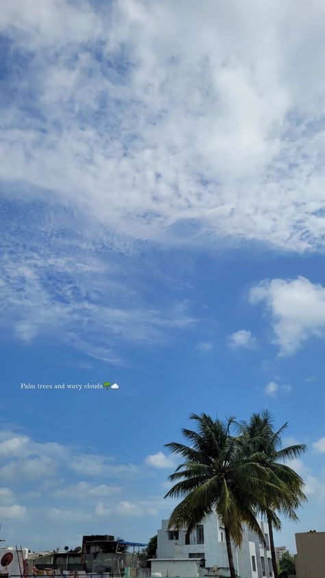 Cloud Emoji Combinations, Sky Emoji Combinations, Realistic Sky Pictures, Sky Emoji, Supermarket Photoshoot, Cloud Emoji, Red Aesthetic Grunge, Funny Snapchat Pictures, Funny Snapchat