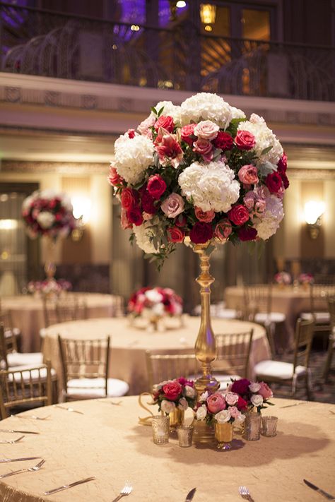 Wedding Redo, Burgundy Red Wedding, Red Quinceanera Ideas, Gold And Burgundy Wedding, Quinceanera Centerpieces, Blush Wine, Quince Decorations, Cincinnati Wedding, Red Wedding Flowers