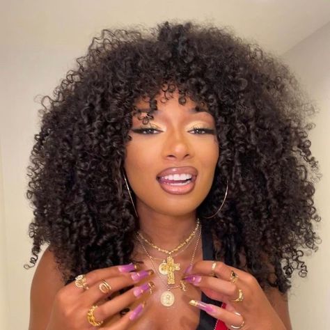 Bangs For Black Women, Pelo Afro, Beautiful Curly Hair, Curly Girl Method, Curly Human Hair Wig, Black Curly Hair, Coily Hair, Wig With Bangs, Human Hair Wig