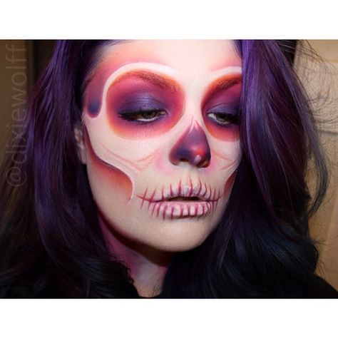 @dixiewolff Red Skull Makeup, Rose Shock, Colourful Makeup, Da Hood, Adornos Halloween, Colorful Skulls, Skull Makeup, Red Skull, Sfx Makeup