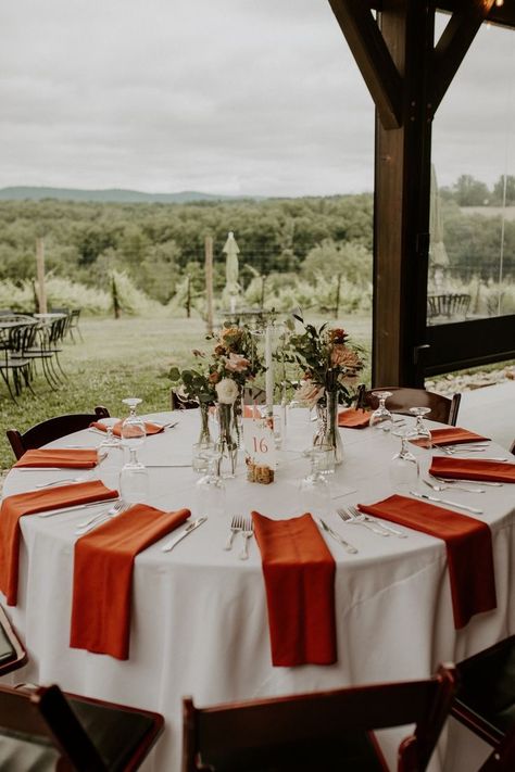 Fall Wedding Tablecloth Ideas, Terracotta Wedding Table Decorations, White And Terracotta Wedding Table, Buffet Style Wedding Table Setting, Wedding Table Settings Terracotta, Terracota Wedding Theme Wedding Ceremony Decor, Terracotta Wedding Table Round, Simple Wedding Centerpieces Terracotta, Round Table Wedding Decor Terracotta