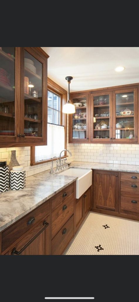 American Bungalow, Kitchen Ikea, Farmhouse Kitchen Cabinets, New Kitchen Cabinets, Classic Kitchen, Marble Counter, Kitchen Redo, Wooden Cabinets, Trendy Kitchen