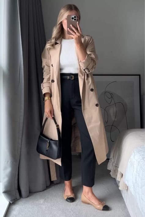 Sardinia Fashion Style, Trench Work Outfit, Autumn Smart Casual Women, Fall Trench Coat Outfits Classy, Simple Winter Work Outfits, Trench Coat Office Outfit, Casual Smart Work Outfits Women, Fall Smart Casual Outfits, Autumn Smart Casual Outfits