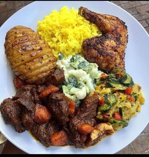 Cooking Soul Food, Lake House Food, Lake House Food Ideas, Healthy Food Menu, Soul Food Dinner, Tasty Recipes Videos, South African Recipes, Healthy Food Dishes, Health Dinner Recipes