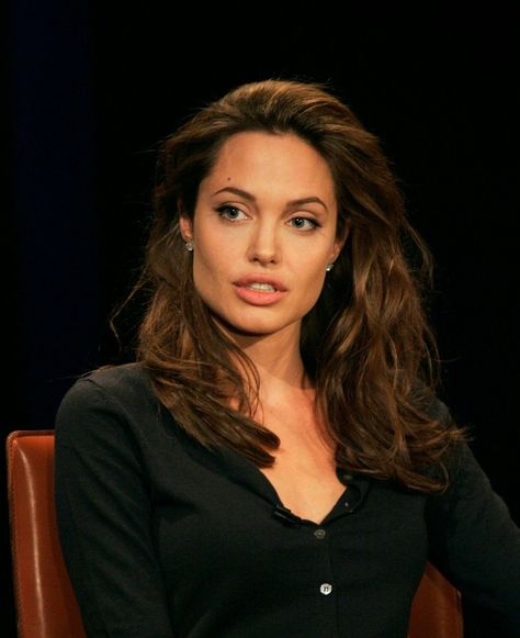 andrea on Twitter: "when. when will i get this shite… " Angelina Jolie Style, Angelina Jolie Photos, Jolie Pitt, Actor Studio, Norma Jeane, Woman Crush, Angelina Jolie, Brown Eyes, Celebrities Female