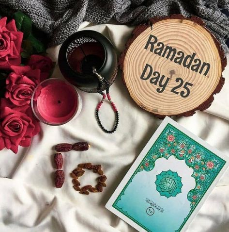 Whtsap Status, Ramadan Dpz, Ramazan Mubarak, 30 Days Challenge, Nature Story, Ramadan Day, Days Challenge, Ramadan Gifts, Ramadan Mubarak