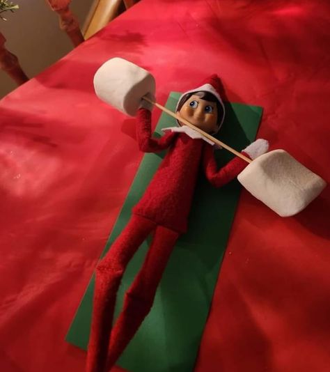 Elf On A Shelf Ideas, Elf On The Shelf Idea, Elf On A Shelf, Awesome Elf On The Shelf Ideas, Elf Activities, Xmas Elf, Holiday Crafts For Kids, Elf On The Shelf Ideas, Christmas Snacks