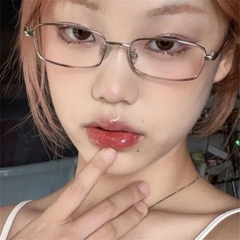 Y2K Harajuku Retro Small Square Frame Glasses Women Metal Eyeglasses Clear Reading Spectacle Blue Square Frame Glasses, Square Glasses Frames, Y2k Harajuku, Metal Eyeglasses, Small Glasses, Blue Glasses, Glasses Women, Square Glasses, Frame Glasses