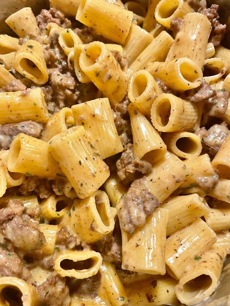 Homemade Hamburger Helper Stroganoff Easy Recipes, Gourmet Hamburger Helper, Fancy Hamburger Helper, Cheese Burger Hamburger Helper, Home Made Hamburger Helper Beef, Cheesy Hamburger Pasta, Hamburger Helper Homemade, Fast Pasta, Easy Collage