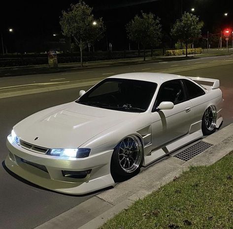 Cars Decorations, Cars Accessories, Slammed Cars, Aesthetic Car, Pimped Out Cars, Best Jdm Cars, Car Aesthetic, Nissan Silvia, Street Racing Cars