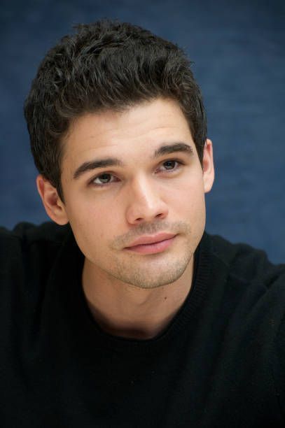 Dark Haired Actors, Warren Peace Sky High, Warren Peace, Steven Strait, Male Dark Hair, City Island, Bring Me To Life, Twilight Book, Chace Crawford