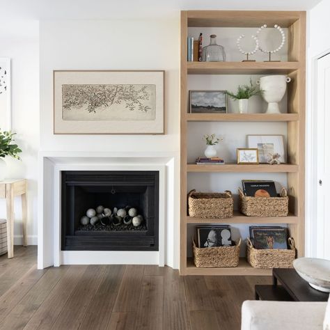 Shelby Knoles (@willowandcohome) • Instagram photos and videos Built In Bookshelf, Link In Bio Design, Traditional Entry, Fireplace Bookcase, Entry Console, Vaulted Ceiling Living Room, Bio Design, Fireplace Bookshelves, Built In Shelves Living Room