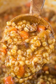 Beef Barley, Beef Barley Soup, Vegetarian Soup Recipes, Barley Soup, Soup Recipes Slow Cooker, Perfect Dinner, Soup And Sandwich, Easy Soups, Easy Soup Recipes