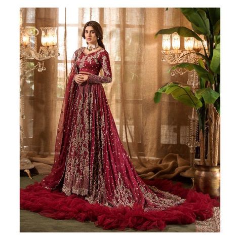 Zubia Zainab (@zubiazainab) • Instagram photos and videos Maroon And Gold Bridal Lehenga, Red Bridal Lehenga Pakistani, Shaadi Dresses, Maroon Bridal Lehenga, Kubra Khan, Red Saree Blouse, Pakistani Wear, Red Bridal Dress, Beautiful Bridal Dresses