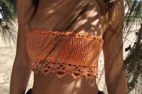 ig: @yarn_over_the_world Crochet Orange Top, Crochet Top Beach, Crochet Beach Wear, Orange Crochet, Crochet Fairy, Fest Outfits, Estilo Taylor Swift, Crochet Business, Crochet Clothing And Accessories